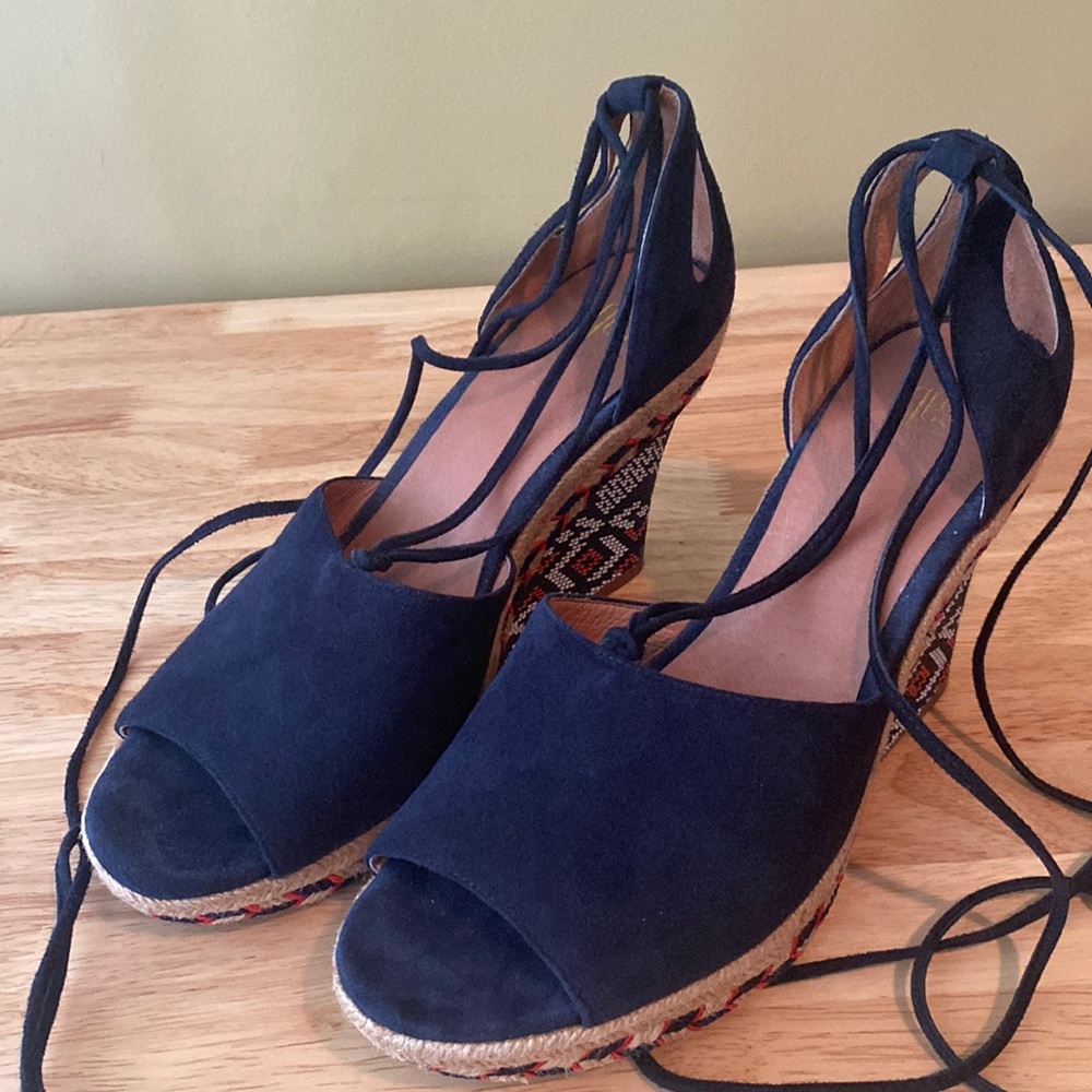 CABI Isla Aztec Tassel Laceup Wedge Peep toe Boho Tribal Espadrille Sandals